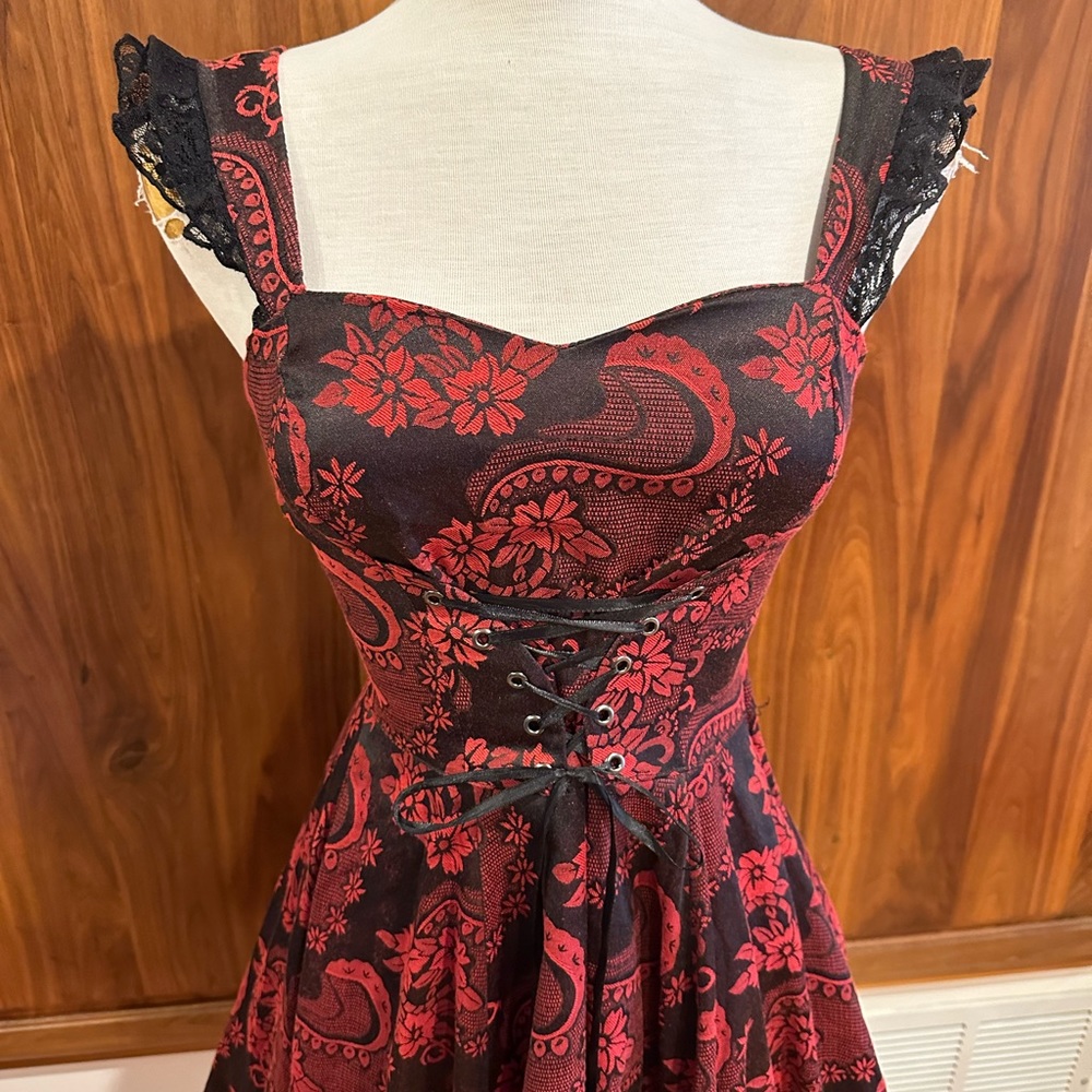 NWOT Hearts & Roses UK Red Black Valentines Day Dress Size S/4 - Picture 2 of 11